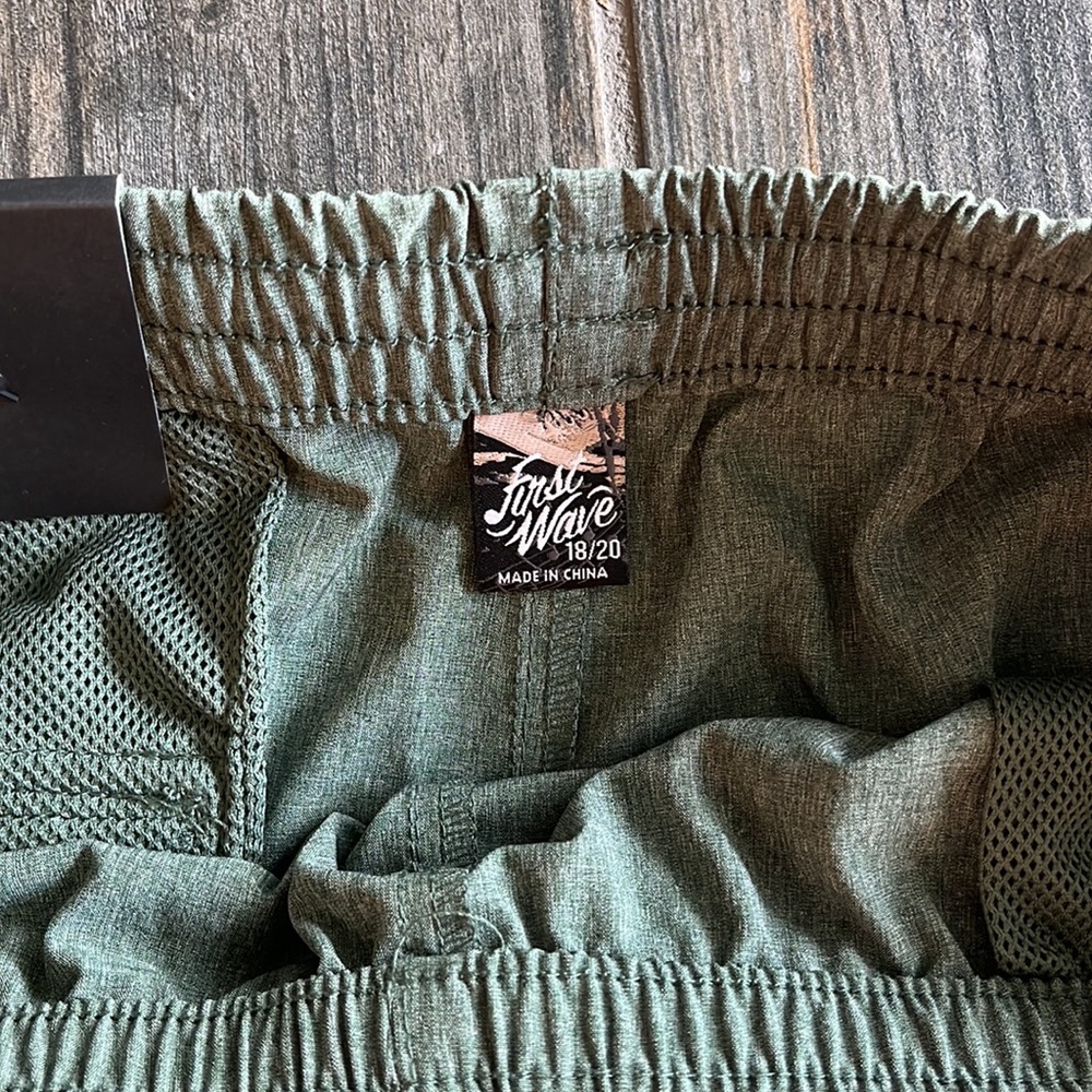 First Wave Shorts - Picture 2 of 5